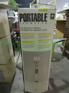 lot 71 image: Regent portable halogen flood light with stand