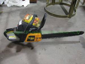 lot 94 image: Poulan Pro 4200 chain saw and extra chain