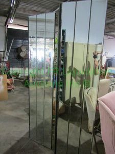 lot 98 image: Mirrored room divider folding privacy walls 2 sections