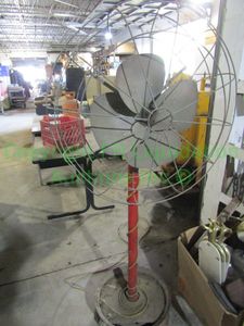 lot 99 image: Circulation fan on stand