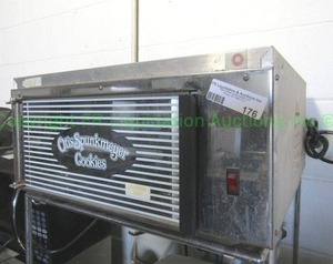 lot 176 image: Otis Spunkmeyer cookies commercial convection oven model OS-1