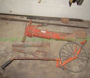 lot 113 image: Jack hammer and bits plus