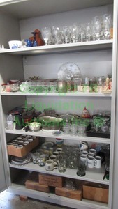 lot 229 image: Assorted glassware as shown