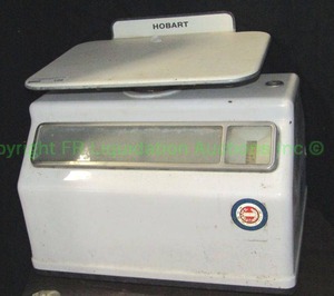 lot 196 image: Hobart commercial produce scale