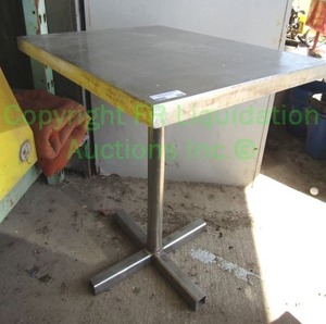 lot 388 image: Stainless steel utility table 34 x 24 x 30