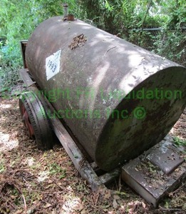 lot 432 image: Fuel tank trailer approx. 300 gallons