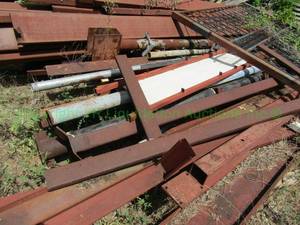 lot 445 image: Assorted scrap metal as shown