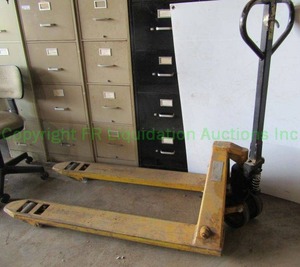 lot 235 image: Westly International Pallet mule pallet jack 5000 lbs capacity model 48-27-5000AA, may need hydraulic fluid