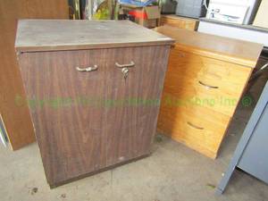 lot 236 image: Storage cabinets as shown