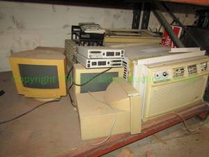 lot 289 image: Air conditioning unit, vintage computer hardware and more as shown