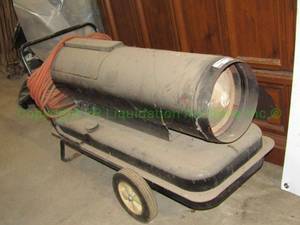 lot 297 image: Kerosene forced air heater