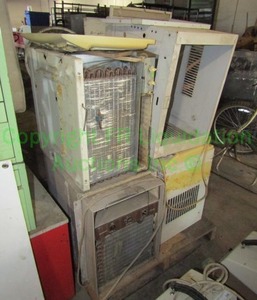 lot 301 image: Air conditioningm units (rough condition)