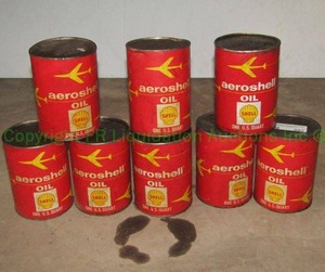 lot 307 image: LOT OF 8 CANS OF VINTAGE AEROSHELL AIRPLANEAIRCRAFT OIL CANS (ALL APPEAR TO BE UNOPENED)