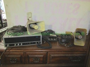 lot 272 image: Vintage Uniden loud speaker paging system