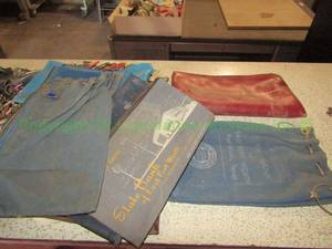 lot 249 image: Vintage bank money bags including Nations Bank, Alvord national bank and others