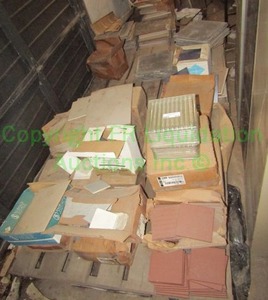 lot 313 image: LARGE LOT OF ASSORTED TILES AND GASOLINE MARQUIS SIGN STYLE NUMBERS