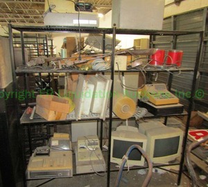 lot 317 image: METAL SHELF WITH WIRE MESH SHELVING (CONTENTS NOT INCLUDED)