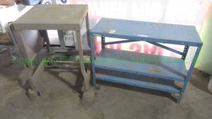 lot 354 image: LOT OF METAL TABLE AND 3-TIER SHELF