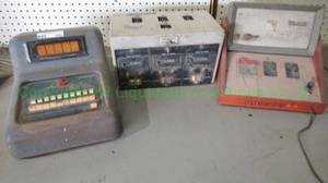 lot 345 image: VINTAGE GAS PUMP CONTROL UNITS INCLUDING GILBARCO MODEL PA64-1A AND MORE