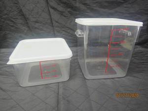 lot 365 image: DUO RUBBERMAID COMMERCIAL SPACE SAVER SQUARE CONTAINERS&nbsp WITH LIDS&nbsp&nbsp8QT4QT&nbsp