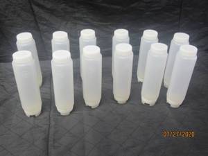 lot 394 image: TOTAL OF 12 FIFO INNOVATIONS SAUCE DISPENSING RE-INVERTED BOTTLES&nbsp 16oz NSF