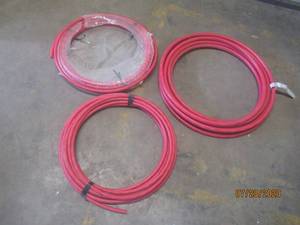 lot 431 image: TOTAL&nbsp OF 3 SHARK BITE RED PEX TUBIN&nbsp