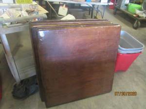 lot 444 image: 5 PUB TABLE TOPS ONLY&nbsp 36 X 36&nbsp