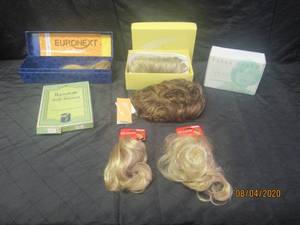 lot 475 image: TOTAL OF 7 NEW HAIR PIECES&nbsp2&nbsp - GABOR WIGS&nbsp-EURONEXT COLLECTION 14&nbsp HAIR CLIPS&nbsp- REVLON CLIP HAIR PIECES&nbsp- PAULA YOUNG WIG- VINTAGE HAIR PIECE&nbsp
