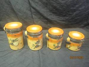 lot 9 image: ALCO INDUSTRIES 4 PC&nbsp CERAMIC FRUIT DESIGN HINGED LID KITCHEN CANISTER SET&nbsp