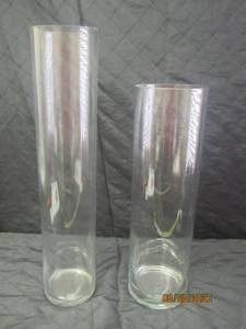 lot 32 image: DUO LARGE CLEAR GLASS CYLINDER VASES&nbsp&nbsp23 34  TALL&nbsp&nbsp20 TALL&nbsp