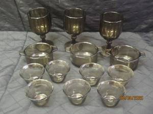 lot 33 image: 13 PC BROWN FORTECRISA OF MEXICO GLASS DINNERWARE&nbsp&nbsp