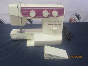 lot 88 image: BROTHER SEWING MACHINE XL-5130