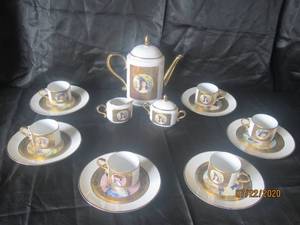 lot 490 image: 21 PC 1930S� FINE PORCELAIN JWK WESTERN GERMANY� TEA SET�6- LUNCHEON PLATES�6- SAUCERS�6 - CUPS�TEA POT��SUGAR & CREAMER
