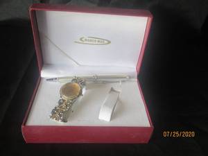 lot 482 image: MARO MAX LADY WATCH & PEN IN CASE�
