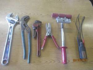 lot 117 image: TOTAL OF 6 ASSORTED TOOLS&nbsp&nbspSEE PICS&nbsp