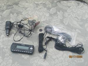 lot 179 image: SIRIUS SATELITE RADIO SV2 WITH ACCESSORIES&nbsp
