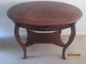 lot 200 image: VINTAGE ONE DRAWER ENTRANCE TABLE&nbsp