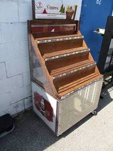 lot 53 image: Wooden Display Stand With With Plexiglass Front, Sides and Back Sign Holders