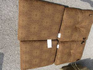 lot 93 image: 4-Lounge Cushions -2-Sets