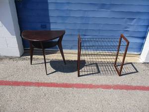 lot 151 image: 2-Small Tables, 1-Vintage 12-Round and 1-PatioGarden