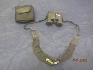 lot 68 image: BUSHNELL BINOCULAR WITH CASE 10X25 FOR 325FT