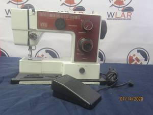 lot 88 image: JCPENNY SEWING MACHINE&nbsp