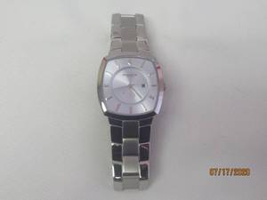 lot 107 image: MEN KENNETH COLE NEW YORK WATCH &nbsp
