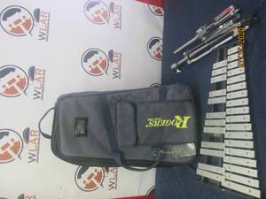 lot 120 image: ROGERS SINCE 1849 &nbsp&nbsp XYLOPHONE &nbsp &nbsp&nbsp NOTE HOLDER ,CARRY BAG &amp MUSIC STAND&nbsp