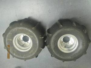 lot 135 image: DUO DOMINATOR TIRES 6061&nbsp KENDA&nbsp 22X11.00-8DWT&nbsp HAULER SKAT TRACK&nbsp