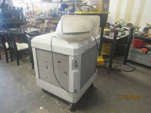 lot 201 image: SCHAEFER WAYCOOL&nbsp PORTABLE EVAPORATIVE&nbsp COOLER&nbsp TESTED WORKS&nbsp SEE ATTACHED VIDEO