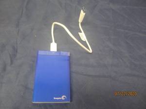 lot 217 image: SEAGATE BACK UP PLUS PORTABLE DRIVE SRDOSPO&nbsp