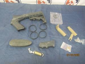 lot 226 image: AR-15 OVERMOLDED COLLAPSIBLE BUTTSTOCK ASSEMBLY , GRIP ,LIMBSAVER AND MORE SEE PICS&nbsp