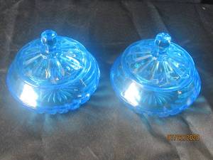 lot 261 image: DUO SMALL BLUE GLASS COVERED SUGAR BOWLS&nbsp
