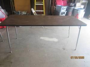 lot 356 image: WOOD TABLE &nbsp 6 FT L X 30 W